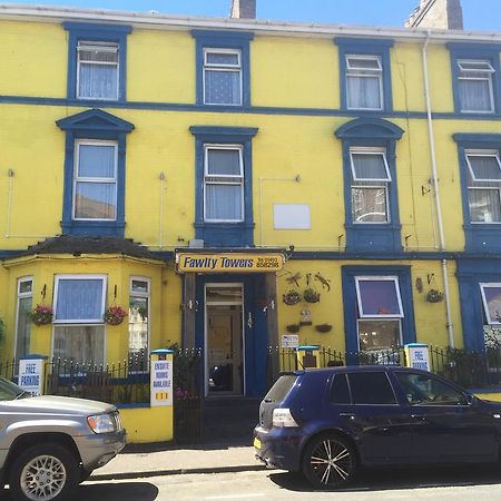 Fawlty Towers Hotel Great Yarmouth Ngoại thất bức ảnh
