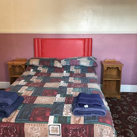 Fawlty Towers Hotel Great Yarmouth Ngoại thất bức ảnh