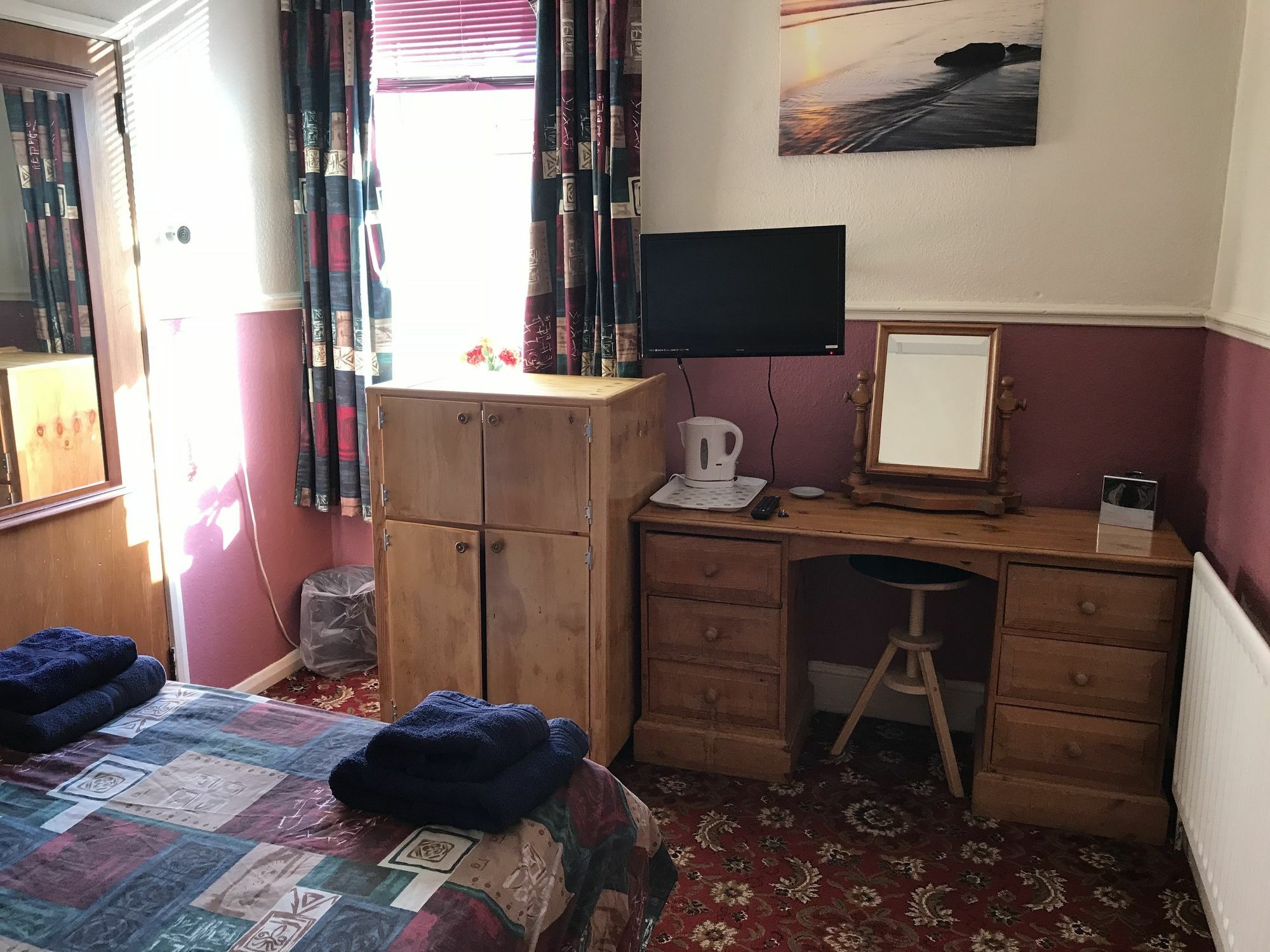 Fawlty Towers Hotel Great Yarmouth Ngoại thất bức ảnh