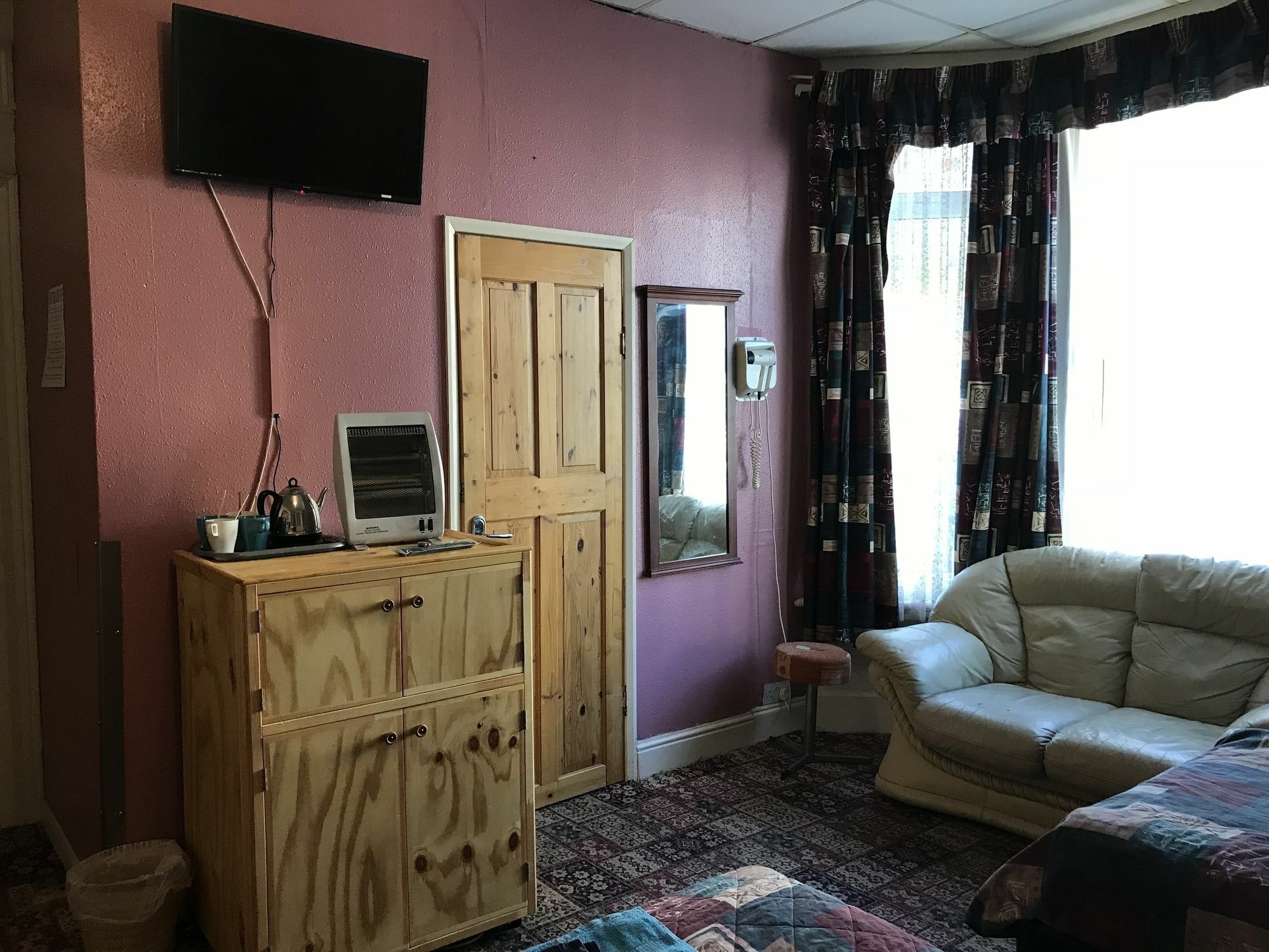 Fawlty Towers Hotel Great Yarmouth Ngoại thất bức ảnh